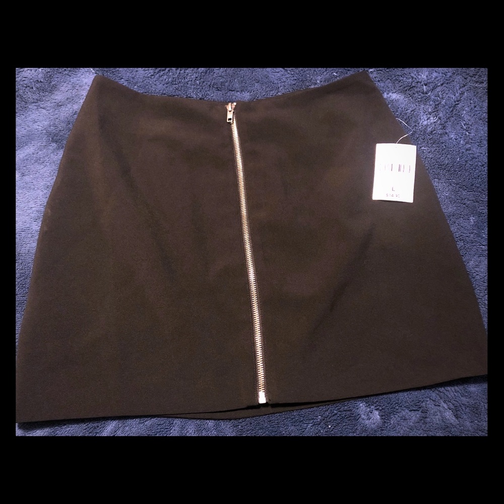 F21 Black Skirt w/Zipper